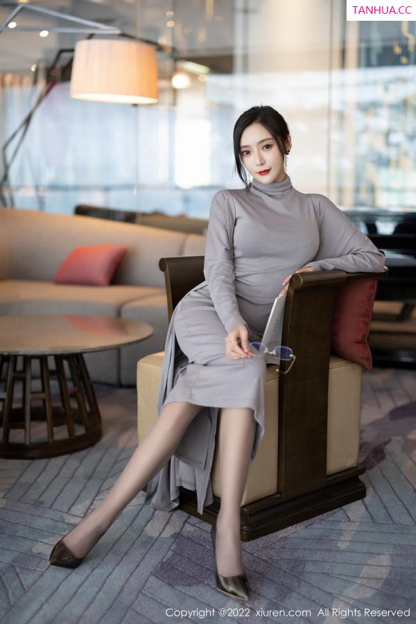 王馨瑶  [XiuRen]高清写真图 2022.10.21 No.5745 王馨瑶yanni 美腿丝袜第7张图片